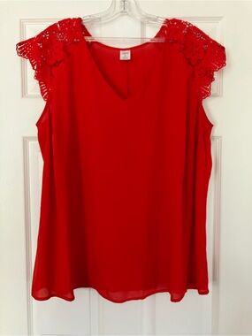 🌸 City Streets Plus Burnt Red Crochet Cap-Sleeve V-Neck Blouse